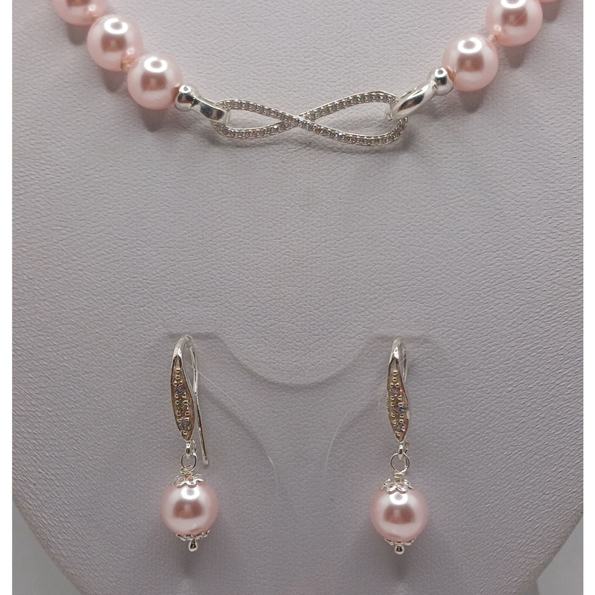CAT JOYAS - Collar + aros de perlas Swarovski   con broche de plata y circones.