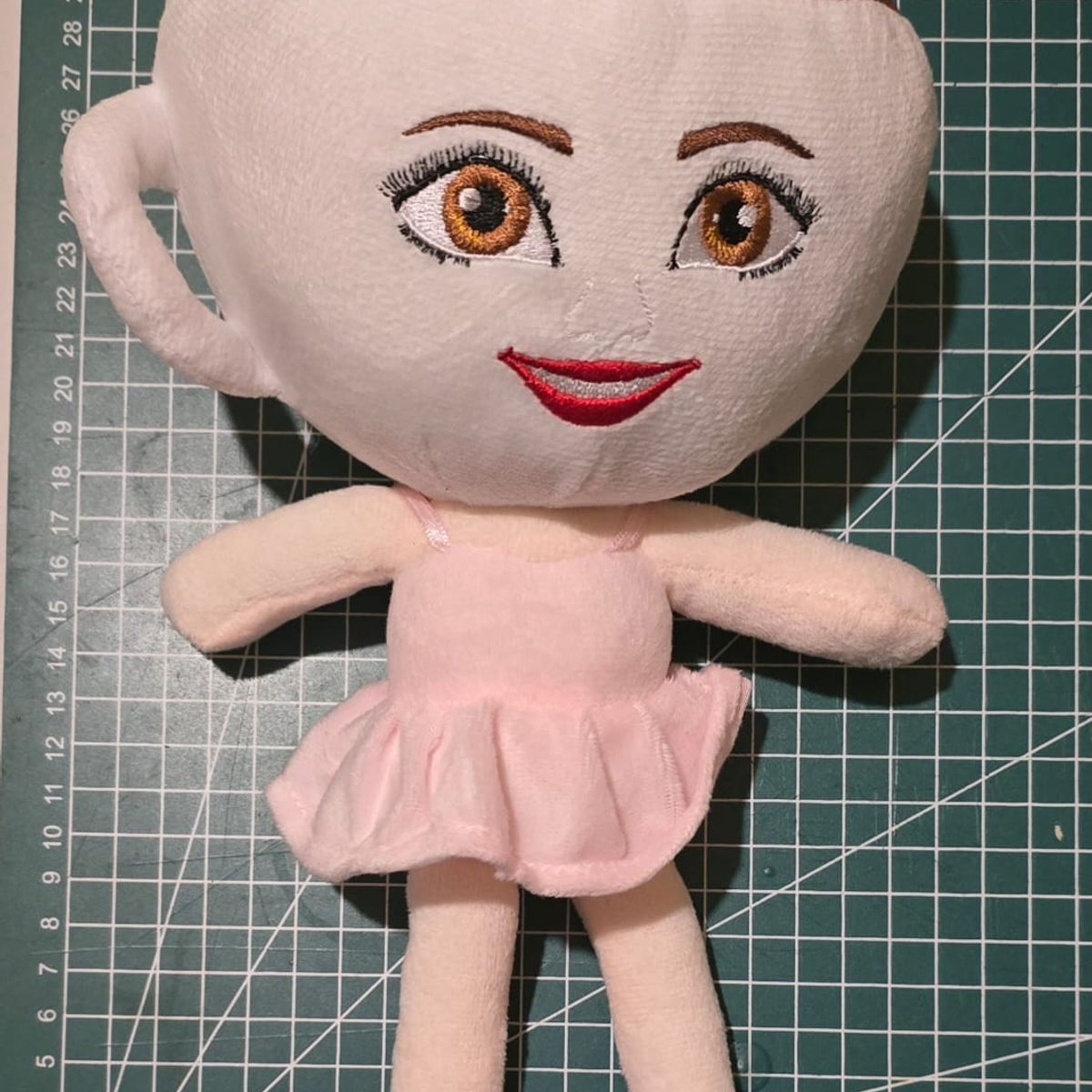 GENERICO - Ballerina Cappucina Peluche Brainrot