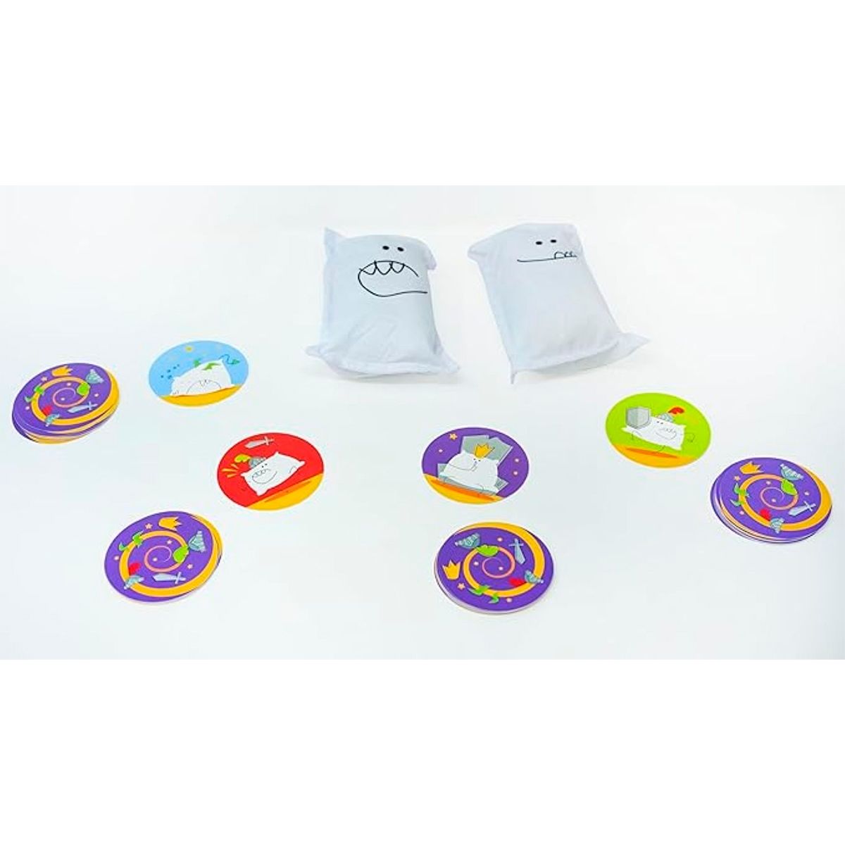 ANSALDO - Juego de mesa JUEGO DE MESA cartas almohadas voladoras