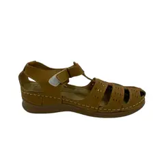 HERIEL - Sandalia Camel Baja Velcro