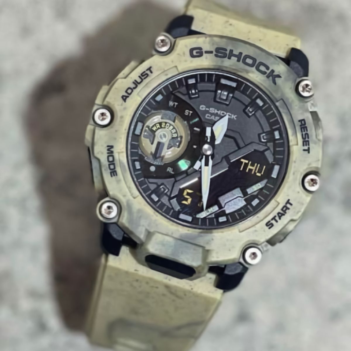 CASIO - RELOJ CASIO GSHOCK GA2200SL-5A  HOMBRE CAMUFLAJE WR200M