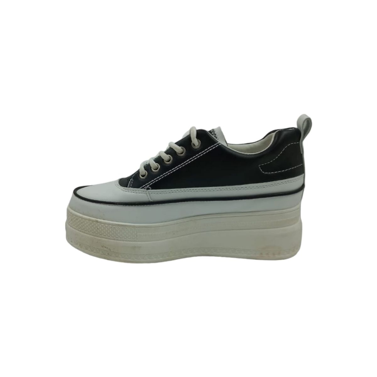 HERIEL - Zapatilla Negra Plataforma Mujer