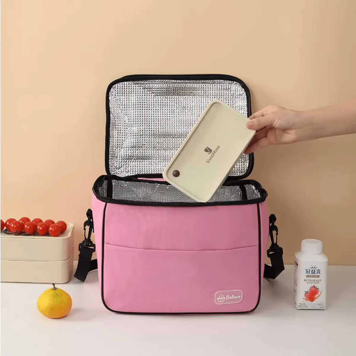 HOMESTAR - Lonchera Térmica Rosa 30x20x23 cm