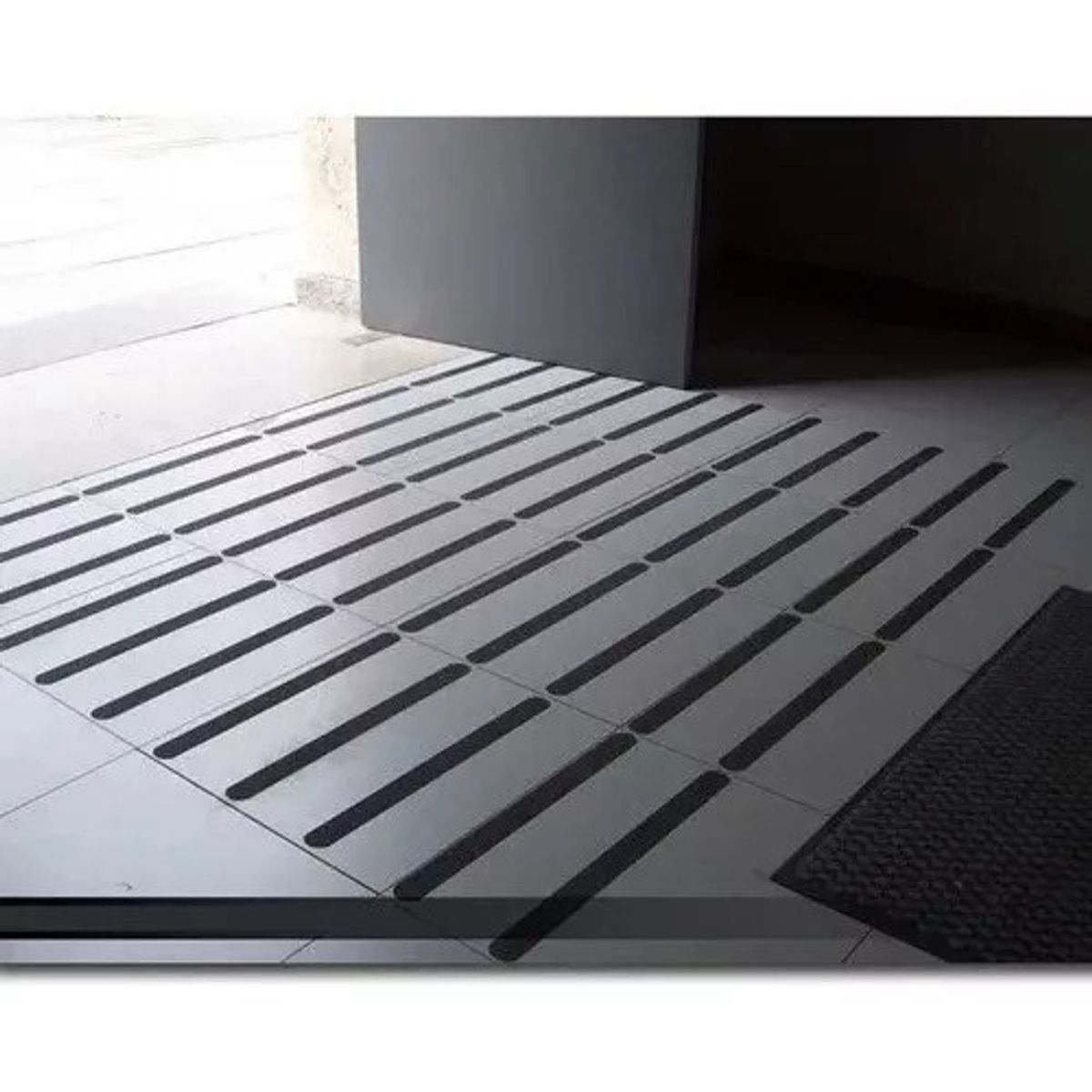 GENERICO - Cinta antideslizante 5m 50mm piso escalera