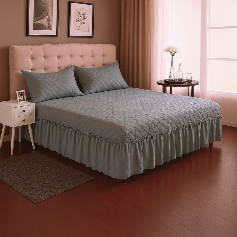 ARMONIA - Faldón Cama Doble Acolchado Plaza y Media + 1 Funda