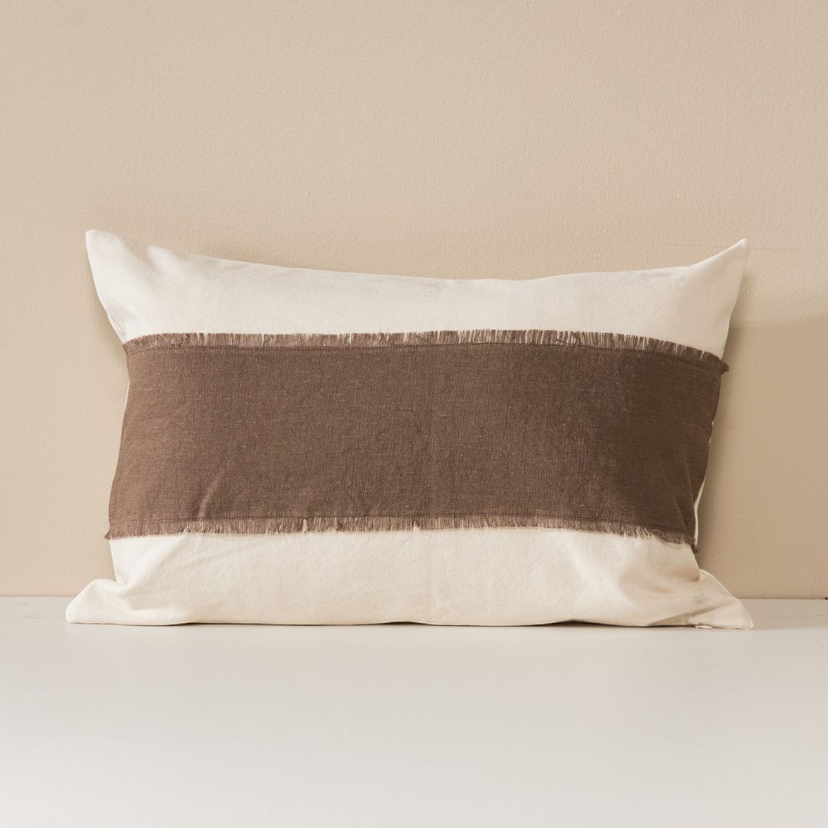 AMOBLE - Funda Cojin Villar Brown Patch 60X40 Amoblé