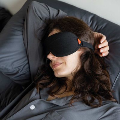 Imagen 2 del producto Antifaz Blackout 3D para Dormir y Viajar