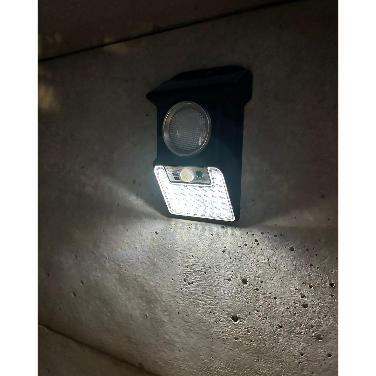 GENERICO - Apliqué Guardian Solar - IP65 Incluye Baliza