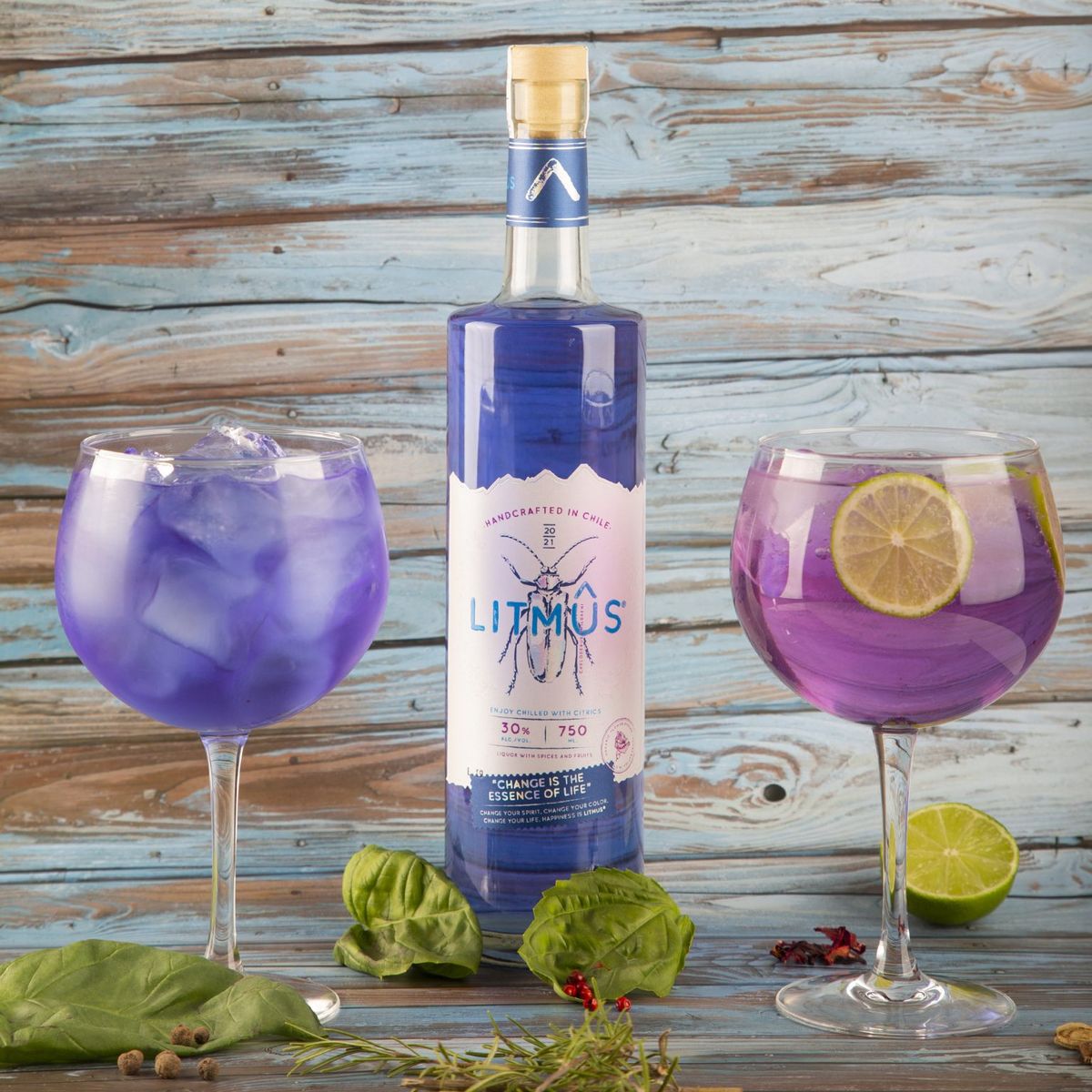 BOU - Litmus Licor Mágico de berries y Flor de la Luna  30° 750 ml
