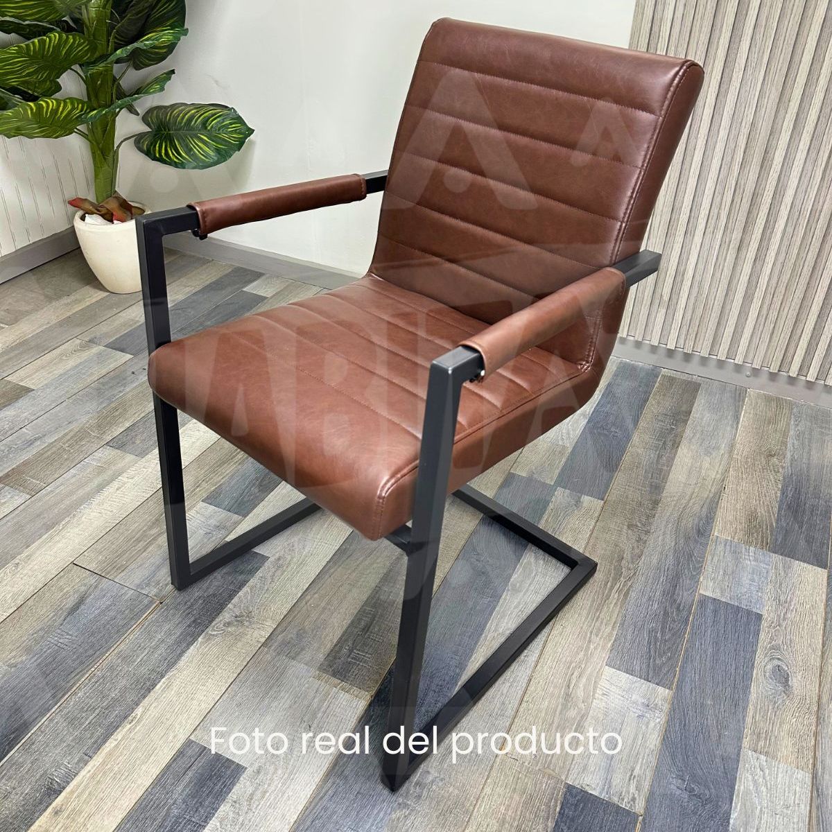 HABITA2 CHILE - SILLA DE COMEDOR CUERO PALERMO