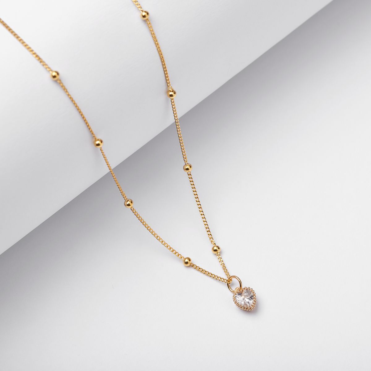 BY LAS CAYETANAS - Collar gold Corazón de cristal blanco