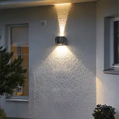 GENERICO - Apliqué Trapecio Ajustable Solar - Luz Cálida