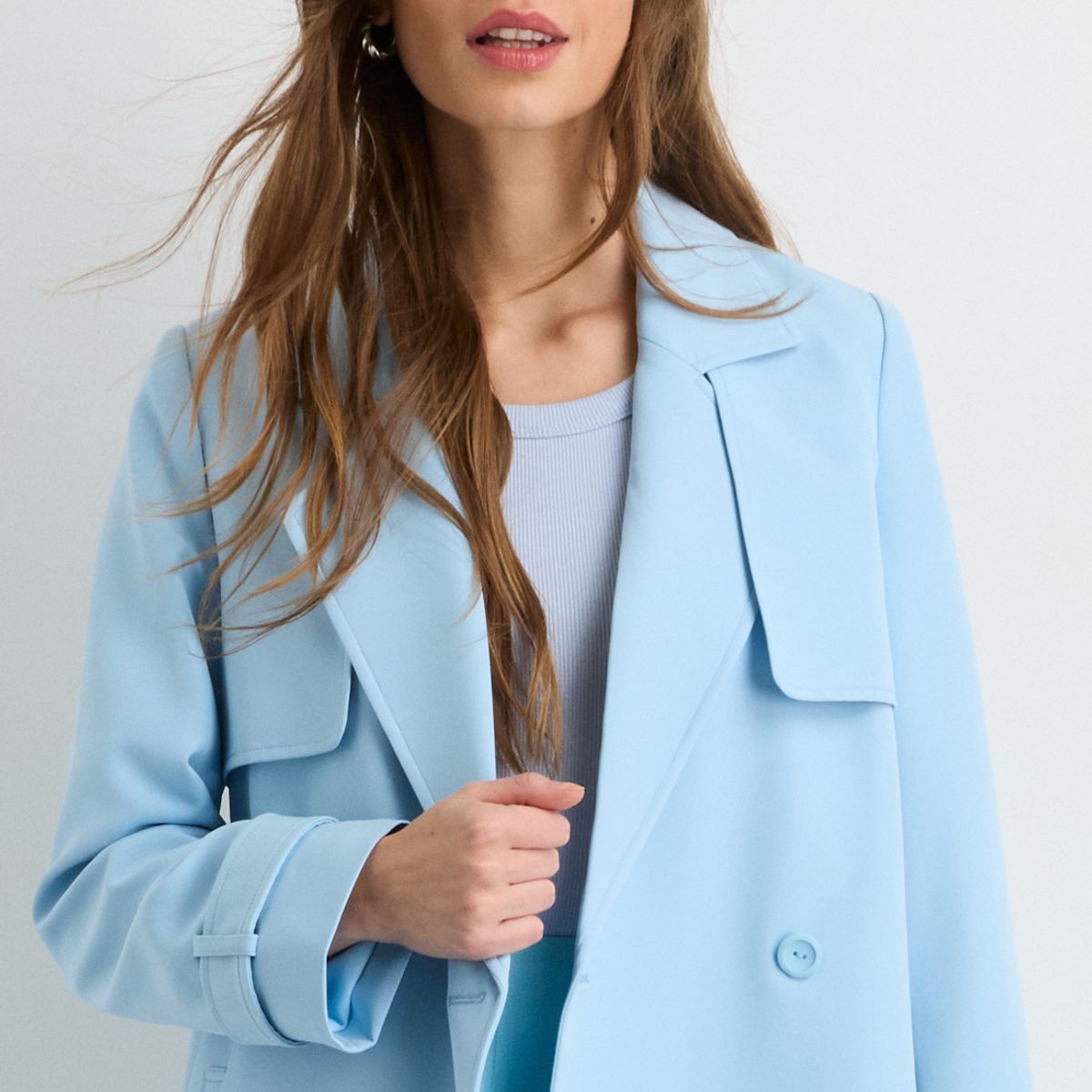 IO - Trench Mujer Celeste Io