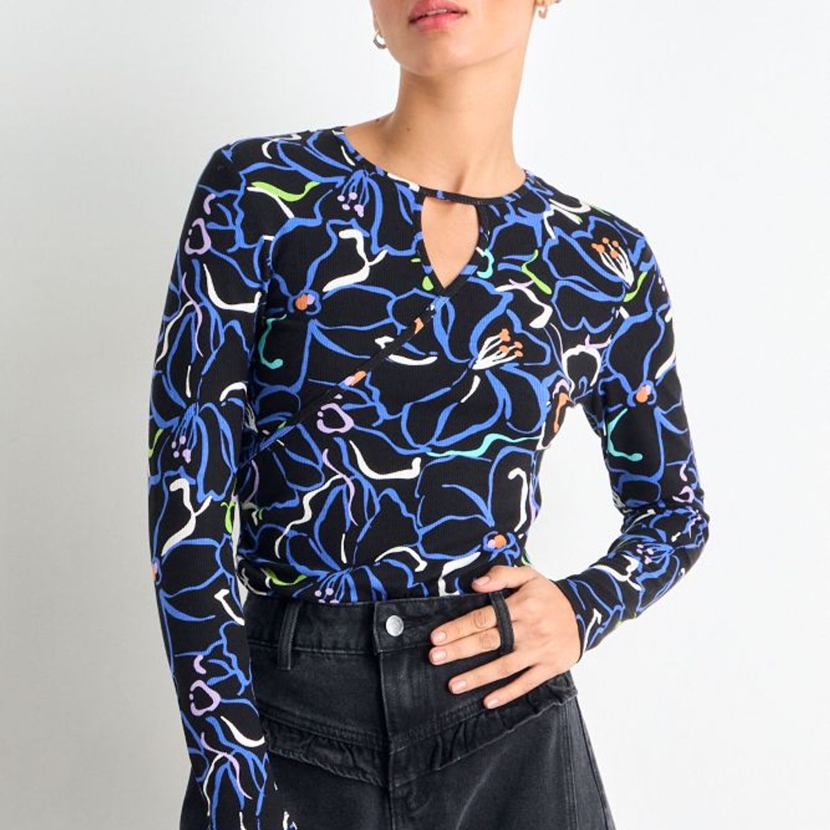 IO - Polera Manga Larga Mujer Negro Io