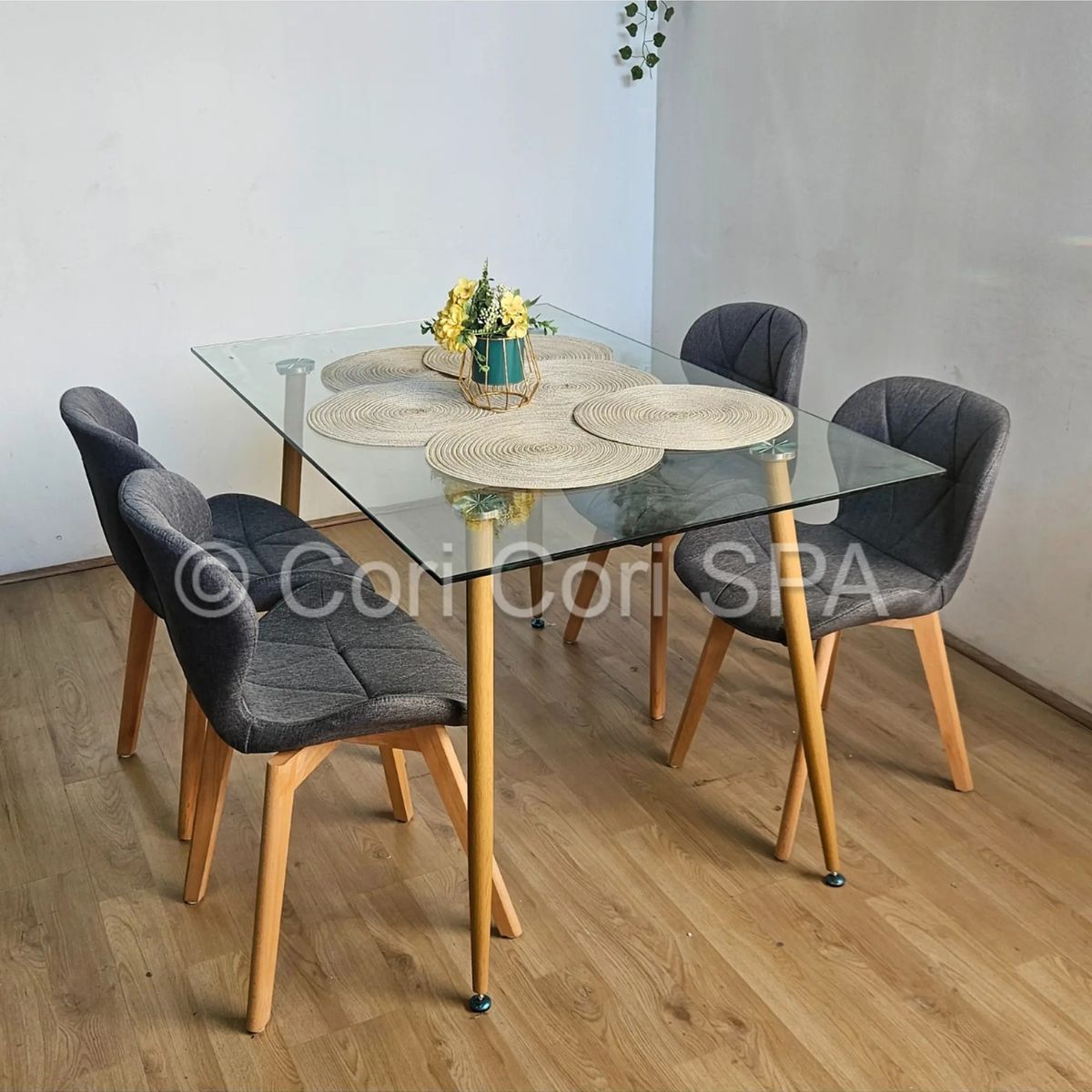 CORI CORI - Comedor Rubi 120x80cms + 4 Sillas Mariposa Lino Gris