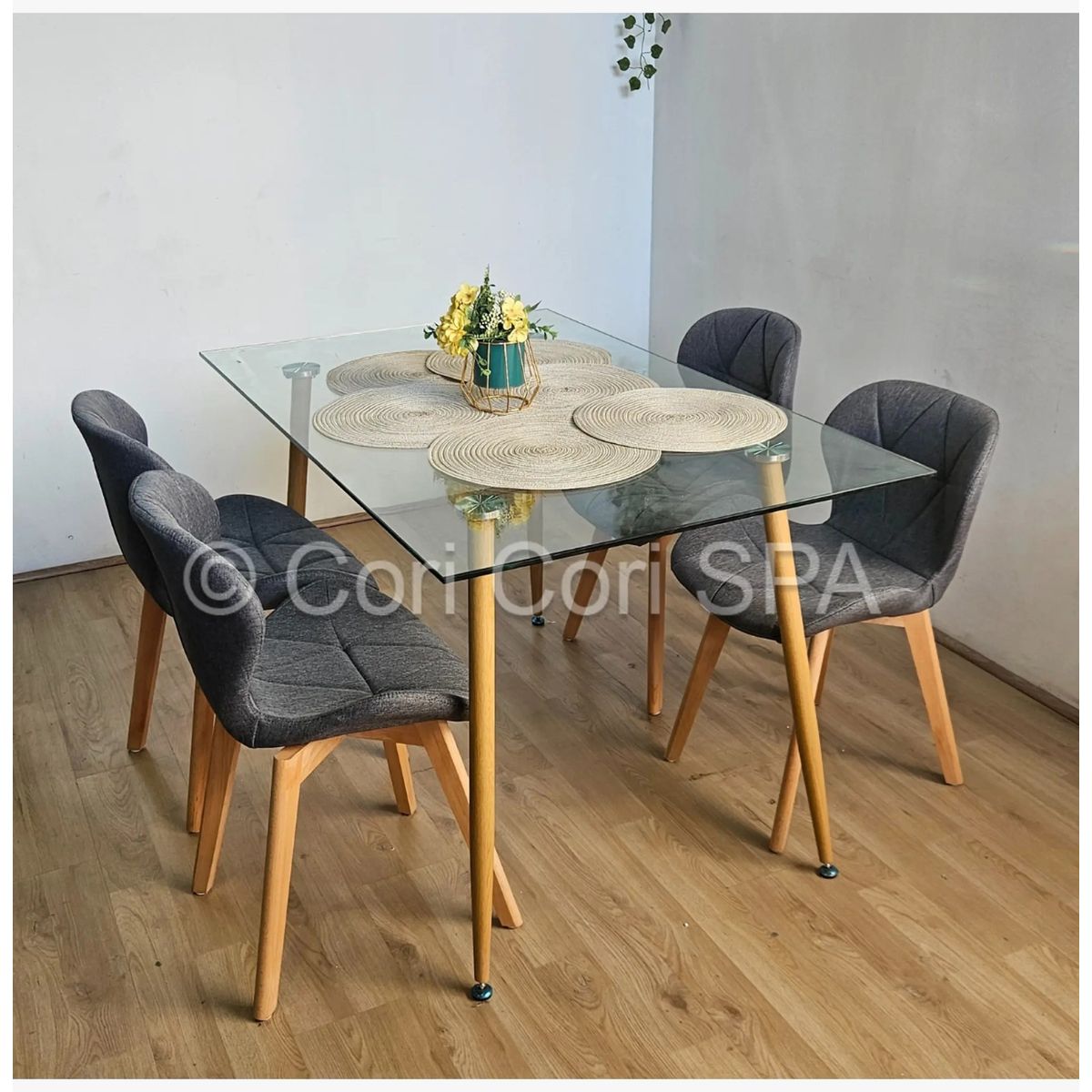 CORI CORI - Comedor Rubi 130x80cms + 4 Sillas Mariposa Lino Gris