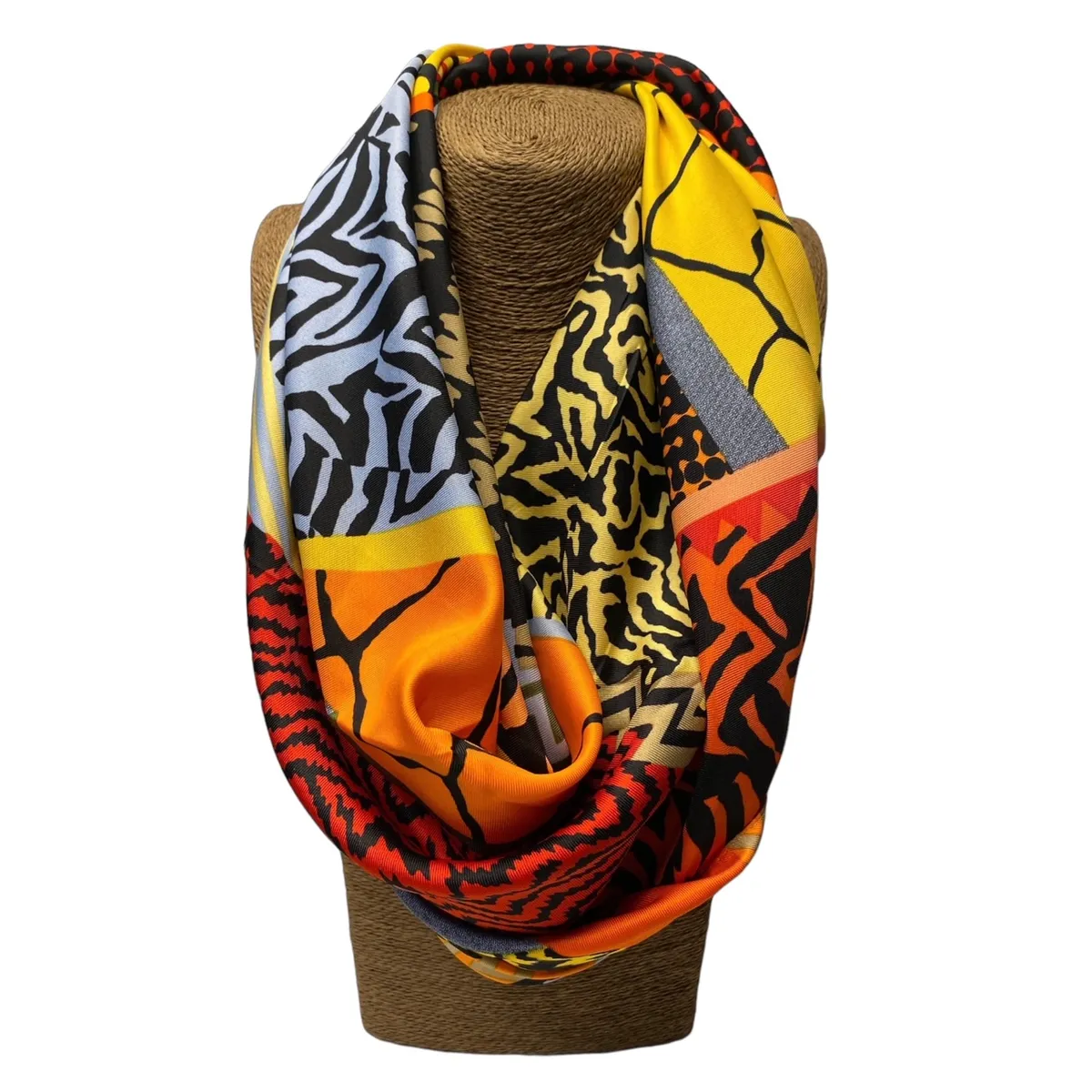 MAXO - Pañuelo de Seda de Sarga Mujer 130X130 AMELIA