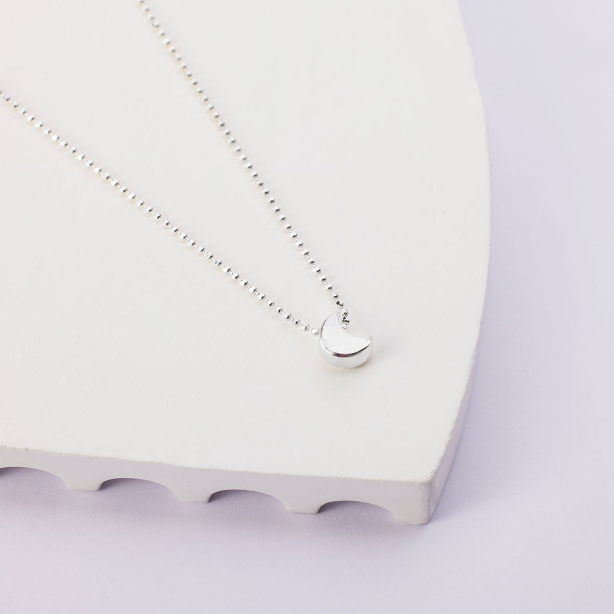 BY LAS CAYETANAS - Collar Mini luna pasada en Plata 925