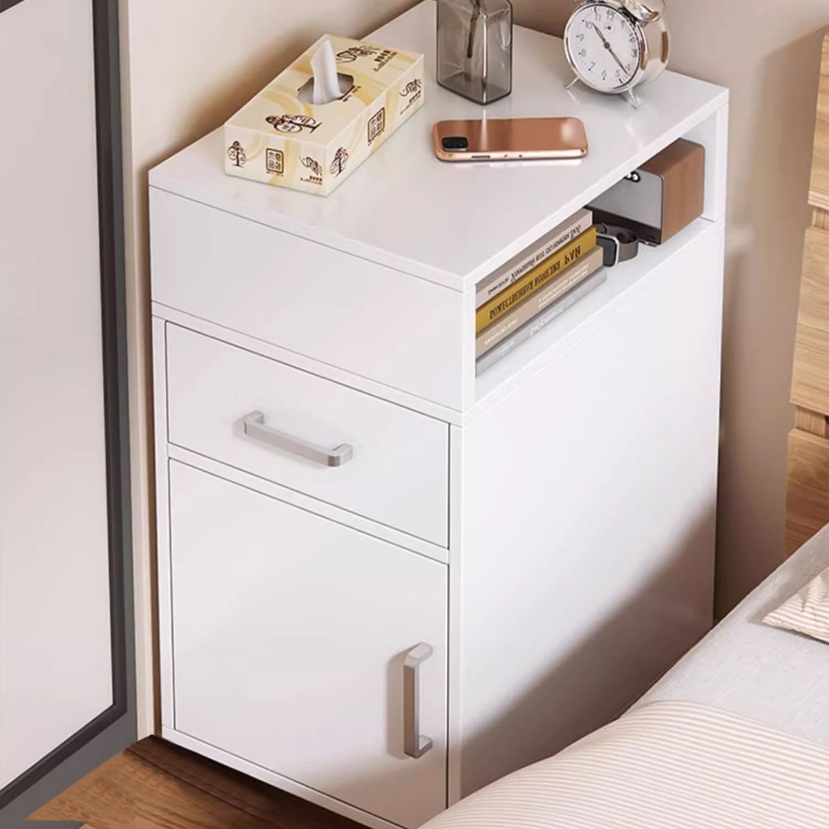 ROHE - Velador Blanco de Madera con Cajón Puerta y Estante Abierto 35x40x65cm