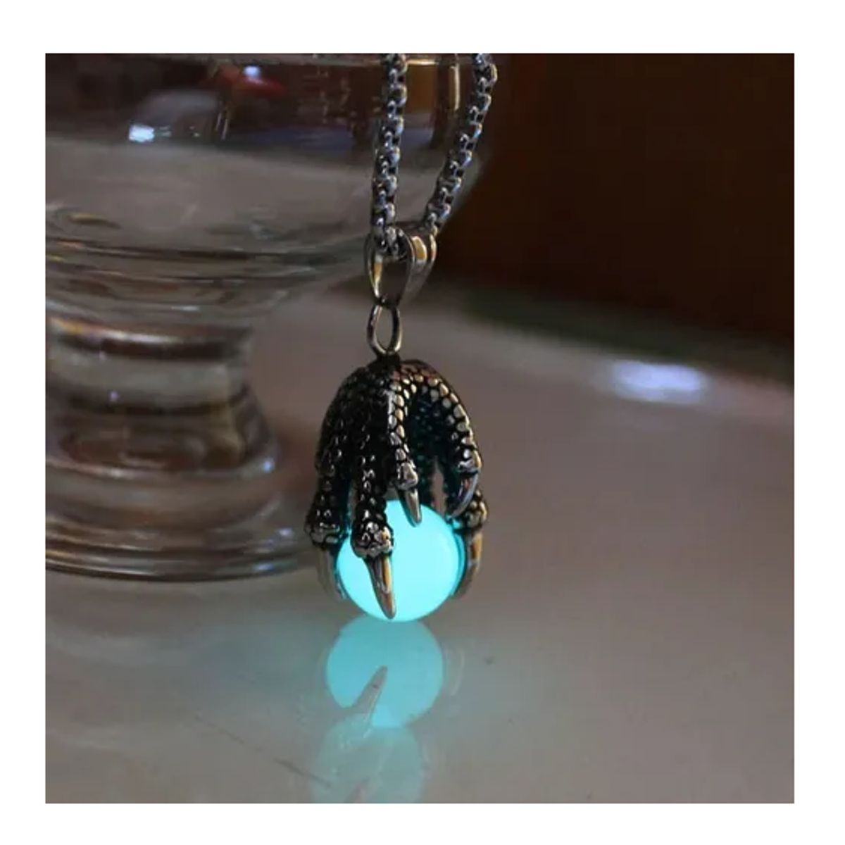 GENERICO - Collar Garra Vikingo Brillo En La Oscuridad Hombre Mujer