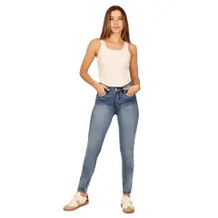 DIVINO JEANS - Jeans Tania II Celeste - Celeste