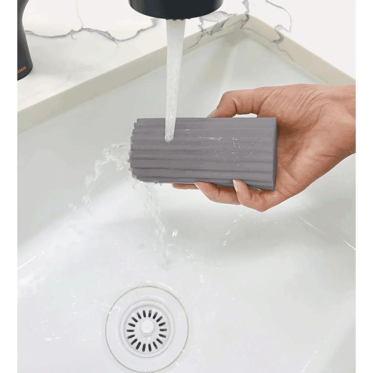 SCRUB DADDY - Scrub Daddy Esponja Atrapa Polvo Damp Duster