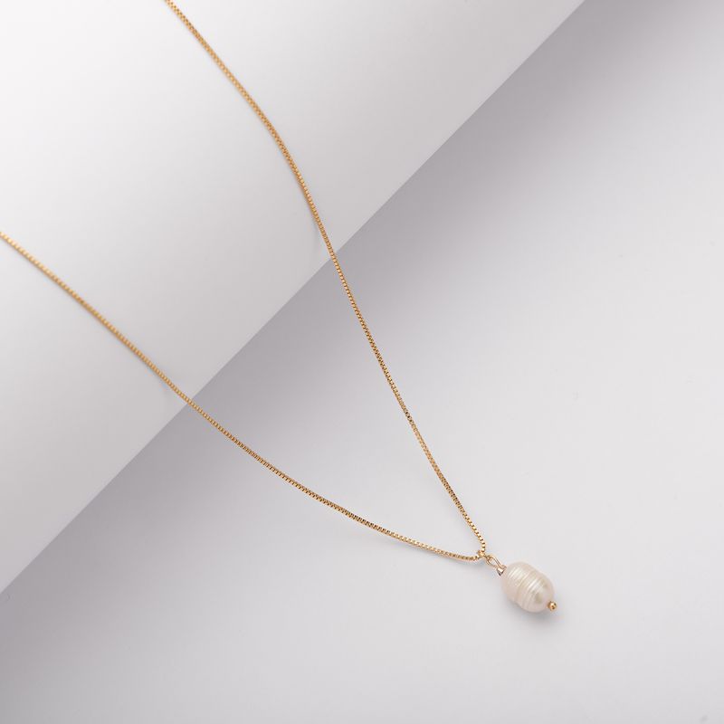 BY LAS CAYETANAS - Collar liso con Perla bañado en Oro 18 kilates