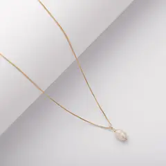 BY LAS CAYETANAS - Collar liso con Perla bañado en Oro 18 kilates