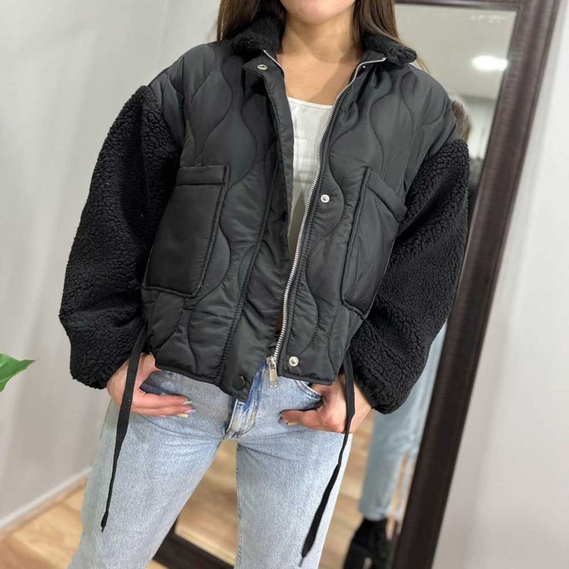 ARRAKASTA - Chaqueta acolchada y mangas de chiporro