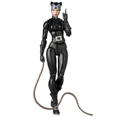 DC COMICS - Mafex Catwoman La Edicion de Gatubela En Batman Hush