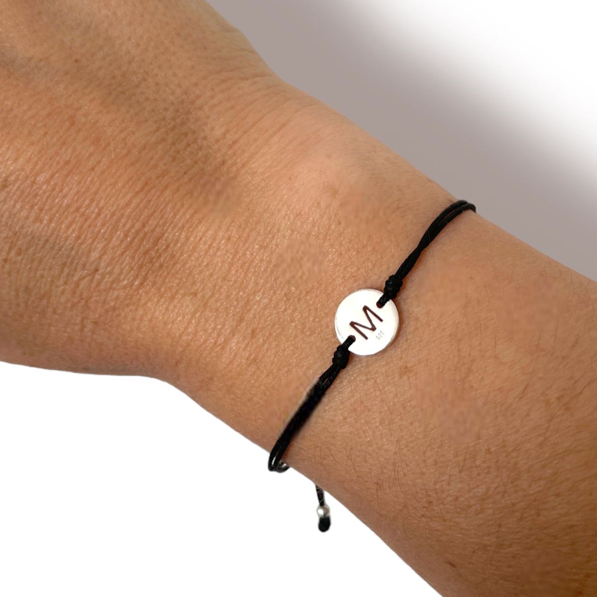 GOIA - Pulsera Unisex Amuleto Letra M