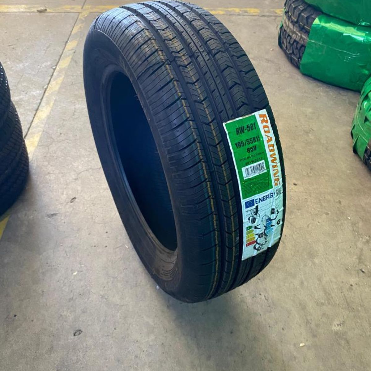 ROADWING - NEUMATICO 19555 R15 85V RW-581 ROADWING