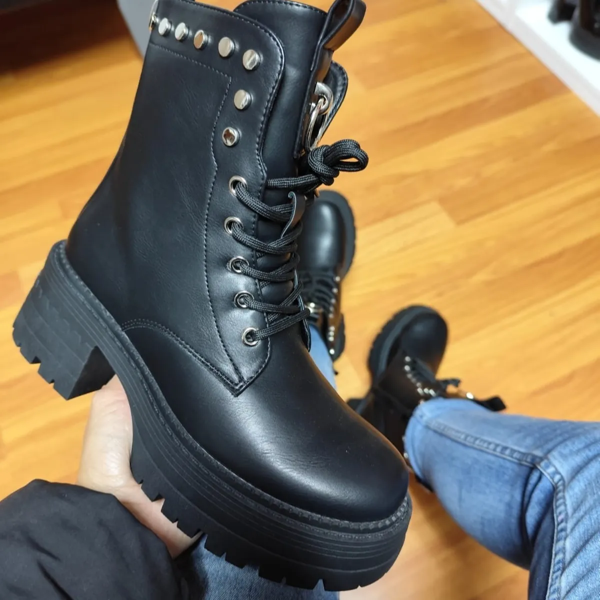 SNOOPY - Botin  para Dama  con Plataforma M475.