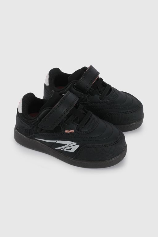 Zapatilla De Fútbol Negra de Caminante talla 21 a 27