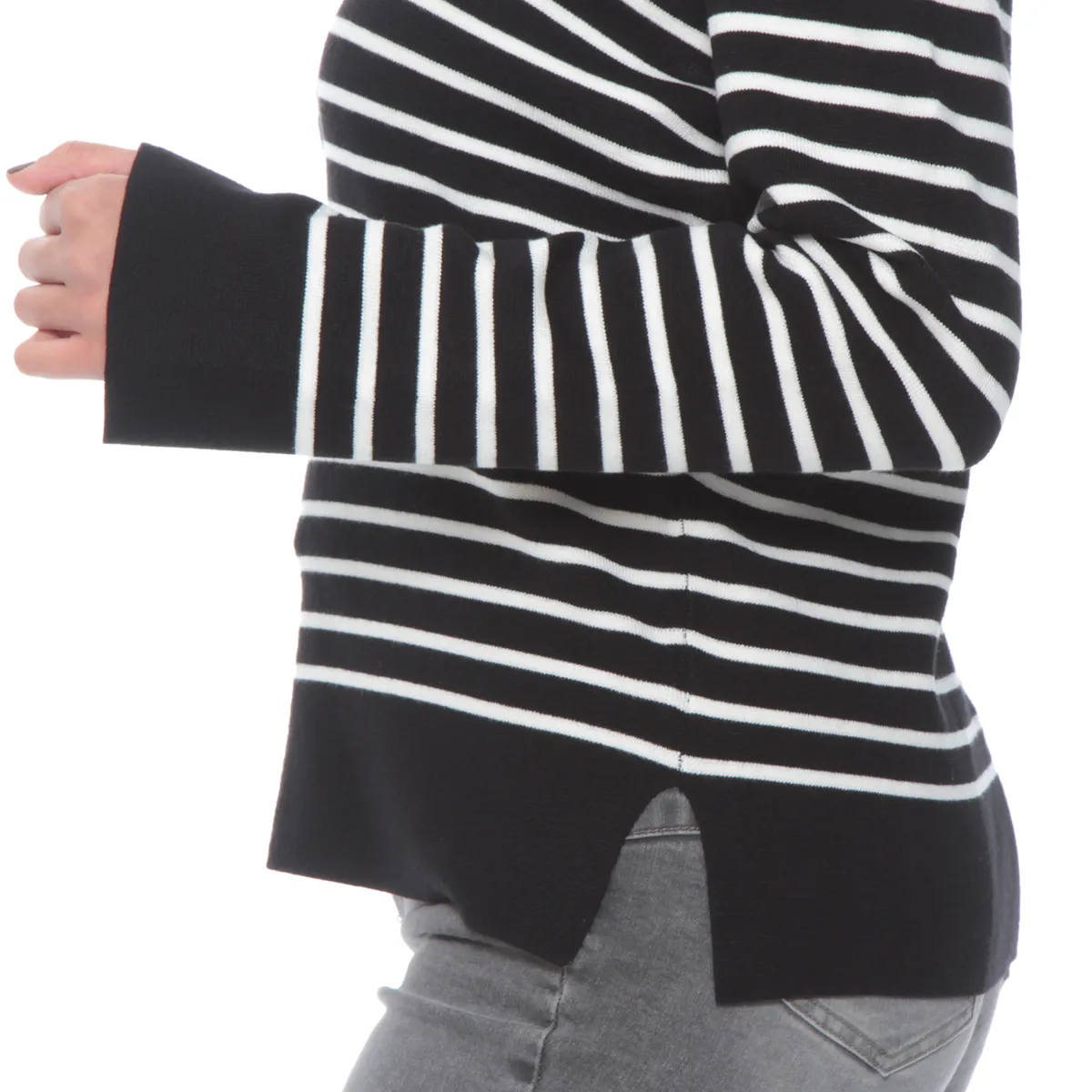 WADOS - SWEATER MANGA LARGA LISTADO ESCOTE V CON CUELLO