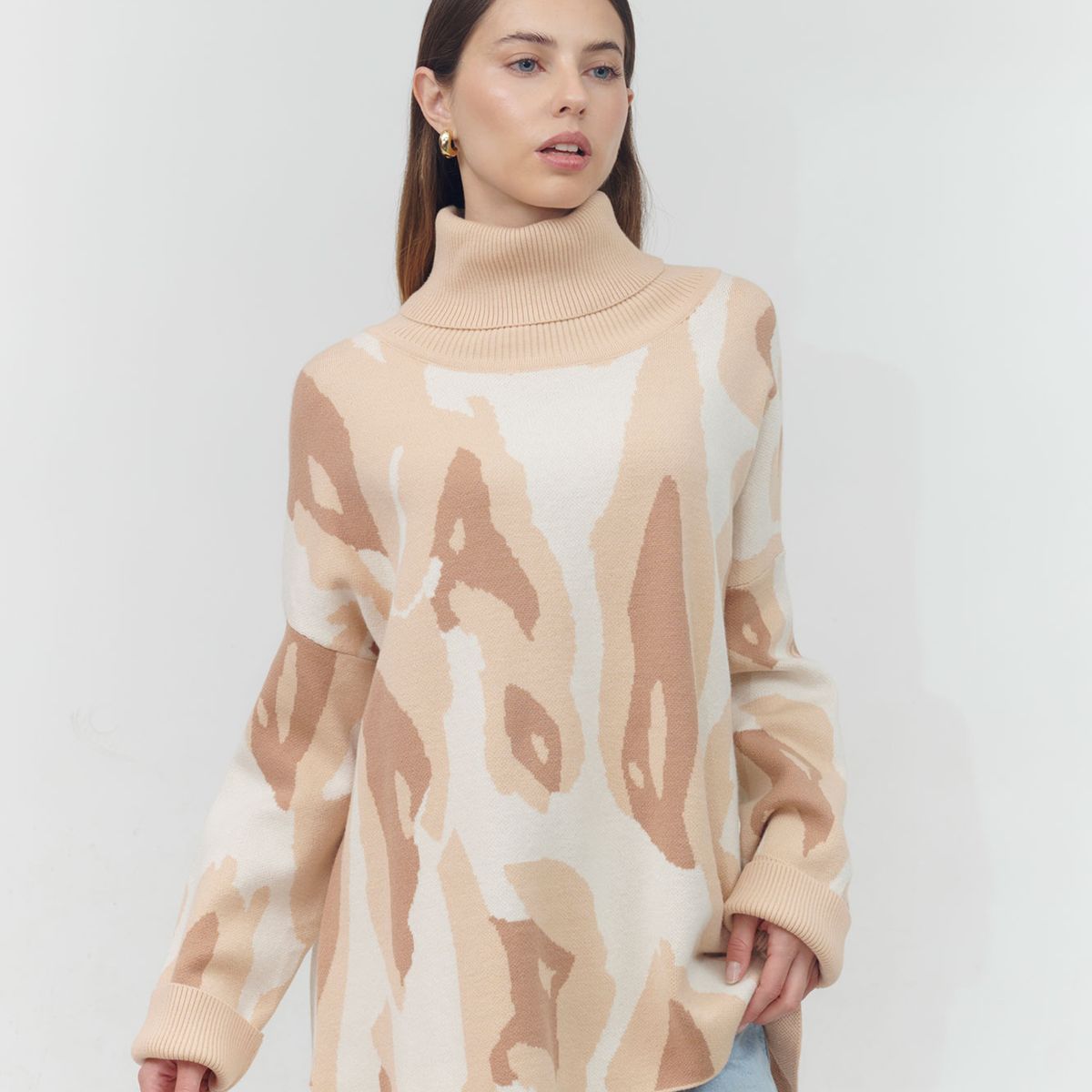 GUINDA - Sweater cuello alto estampado leopardo JOANE GUINDA