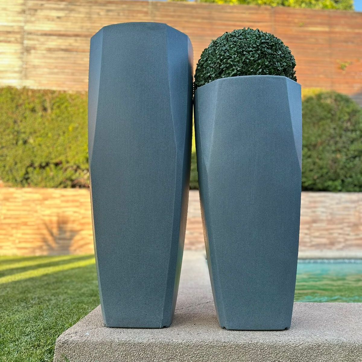 GENERICO - MACETERO GRAFITO MODELO CAPITOLIO 100CM DE ALTO