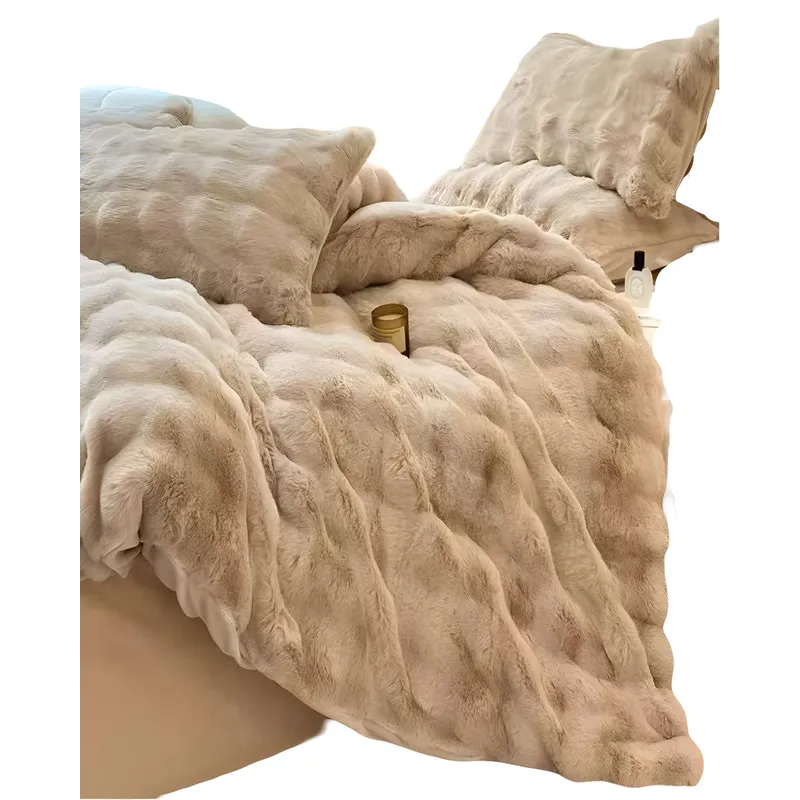 GENERICO - CUBRECAMA PELUDITO CON CHIPORRO BEIGE