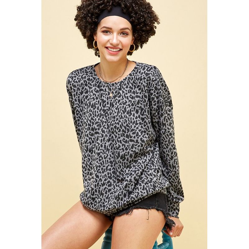 VRUSSO - Polera manga larga de leopardo