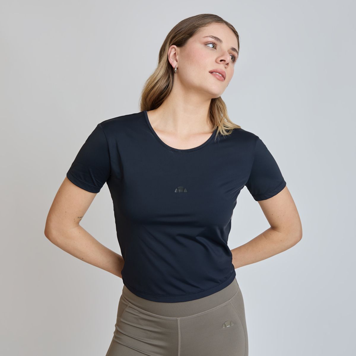 ELLESSE - POLERA MUJER ELLESSE ITALIA NEGRO