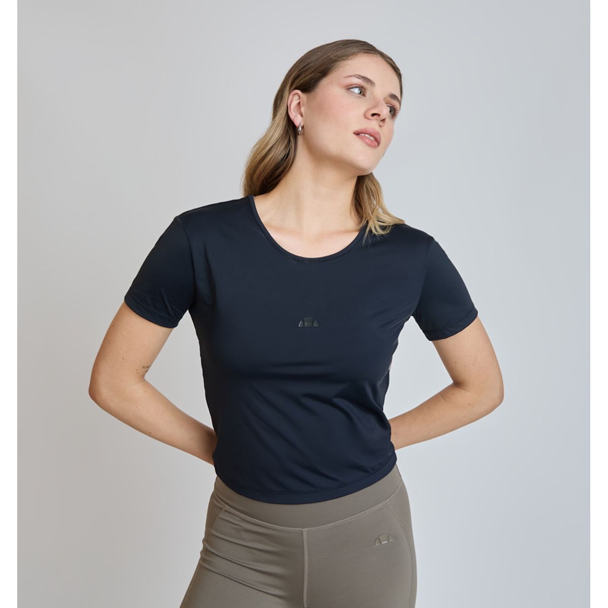 ELLESSE - POLERA MUJER ELLESSE ITALIA NEGRO
