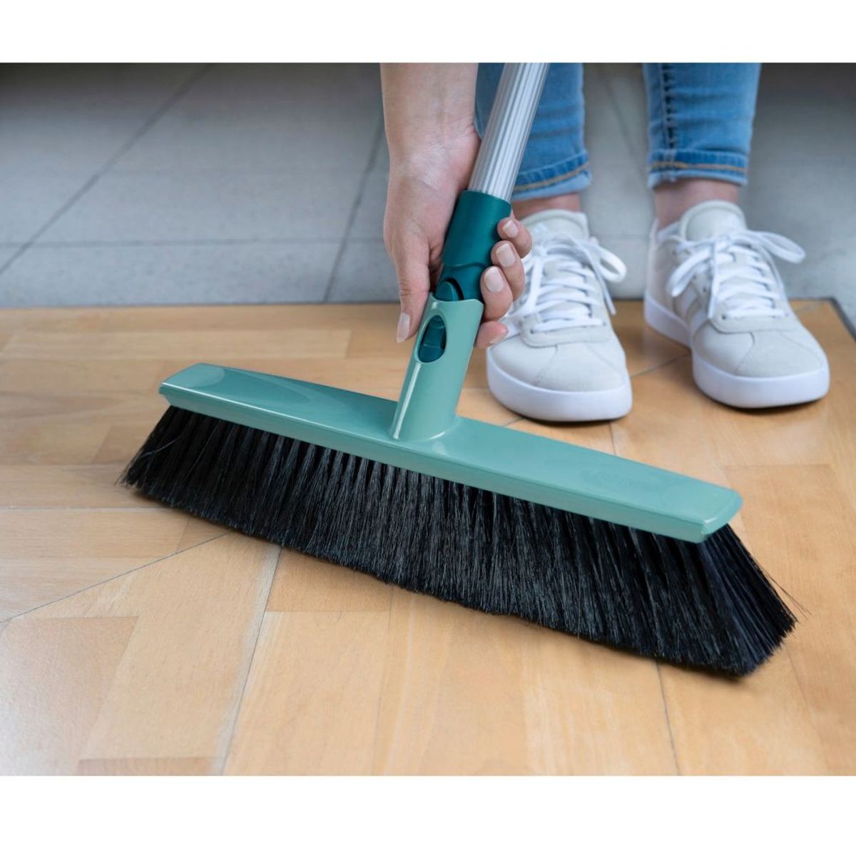 LEIFHEIT - Escobillón XL para superficies delicadas 40 cm.