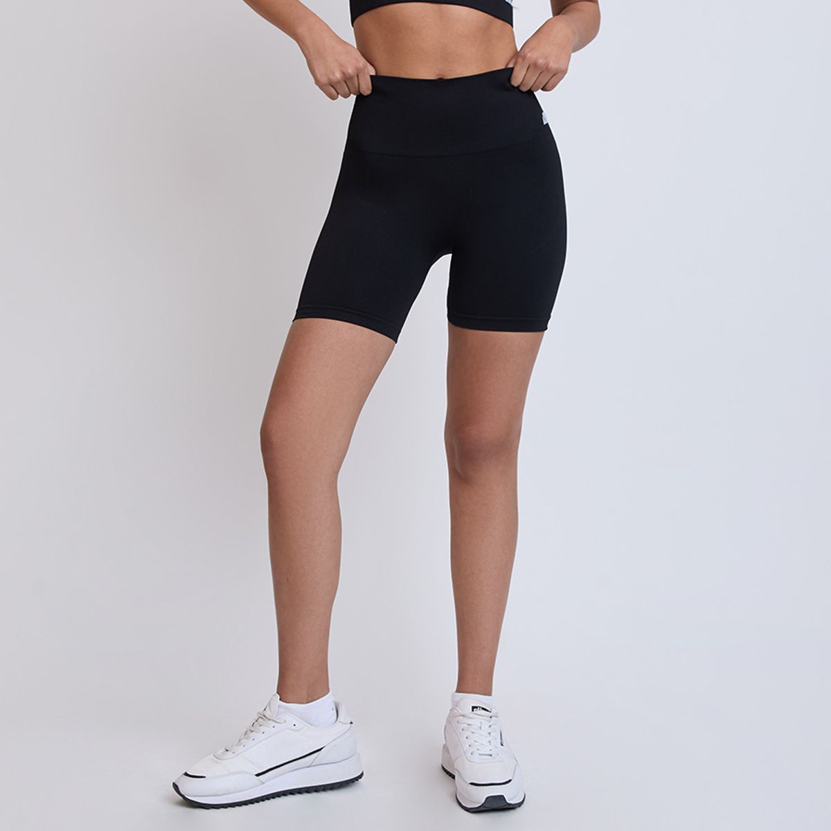 ELLESSE - SHORT MUJER ELLESSE STELLA NEGRO