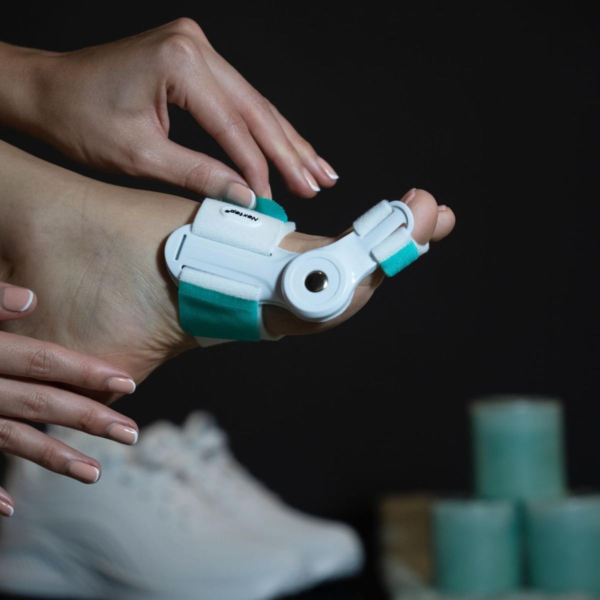 THERAMART - Par de corrector diurno articulado con gel para Juanetes