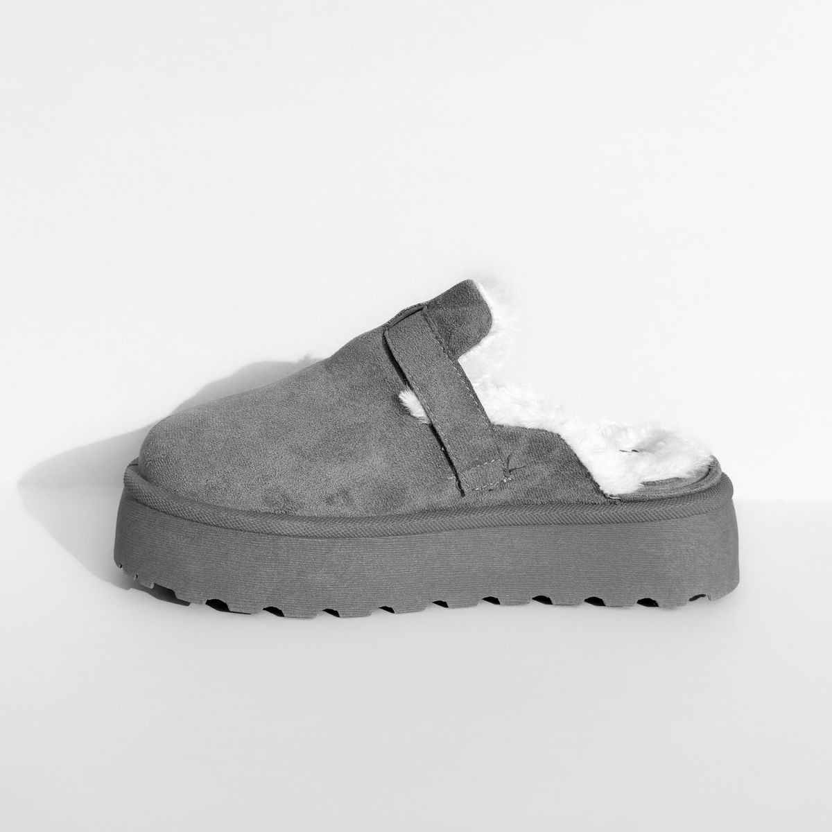 CELLINA - PANTUBOTA ESTILO ZUECOS MUJER MARA GRIS BELLA MODA