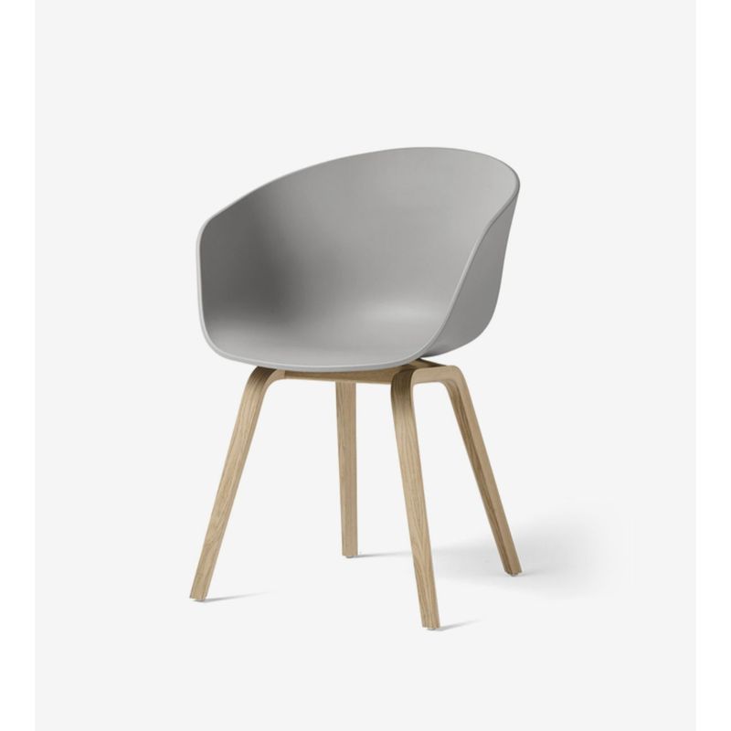 HABITA2 CHILE - Sitial Serenity base polipropileno patas metalicas simil madera - Gris