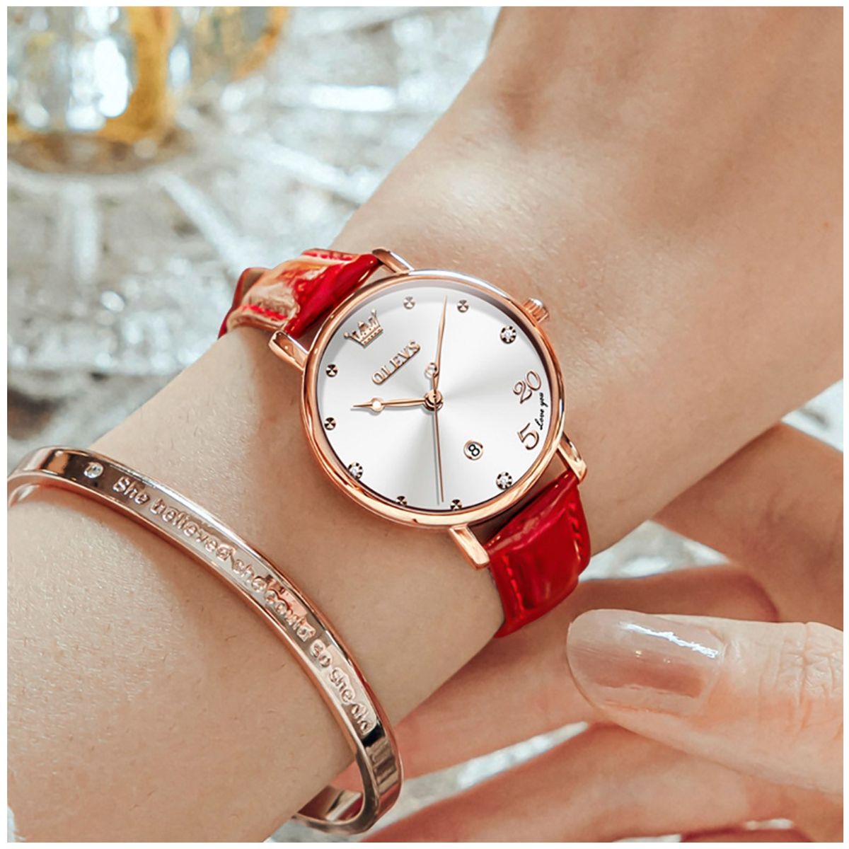STARTECHOFFICE - Reloj de Mujer Correa Cuero Rojo y Esfera Decorativa Diseño Romántico