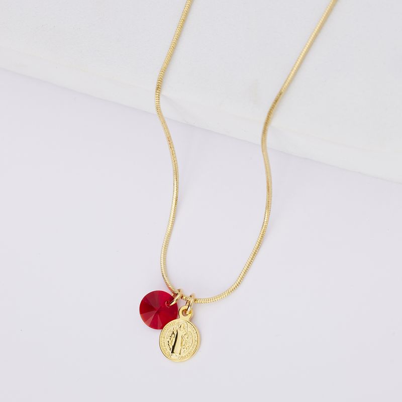 BY LAS CAYETANAS - Collar con medalla San Benito bañados en Oro 18k y cristal
