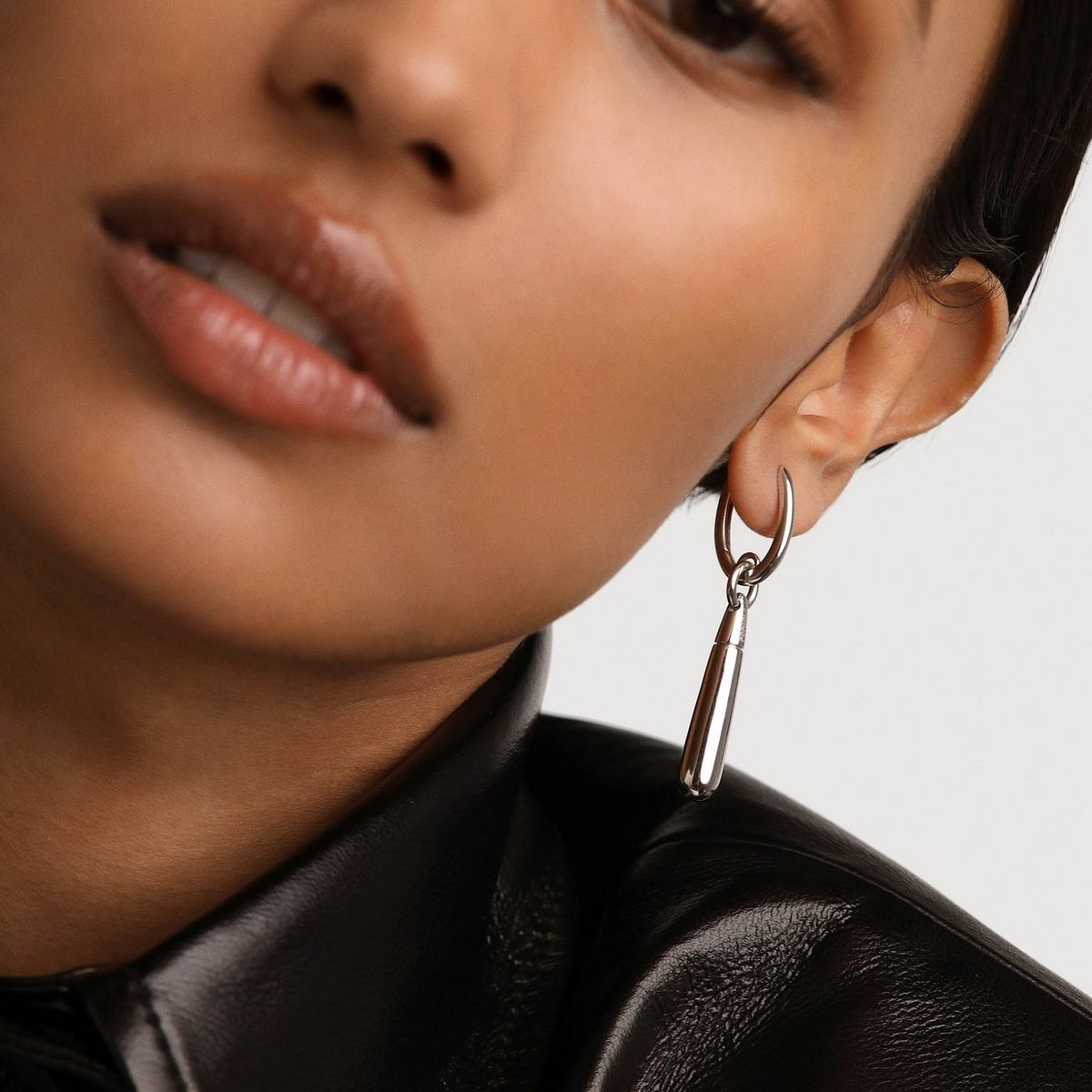 PDPAOLA - Large Jupiter plateado Individual Hoop