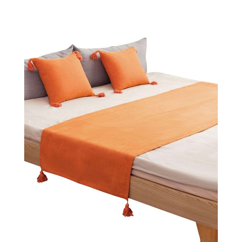 GENERICO - PIECERA MAS 2 FUNDAS CON POMPONES NARANJA